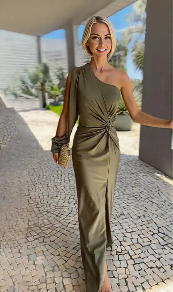 Olivia | Graceful Green Maxi Dress Featuring Flowing Silky Sleeves