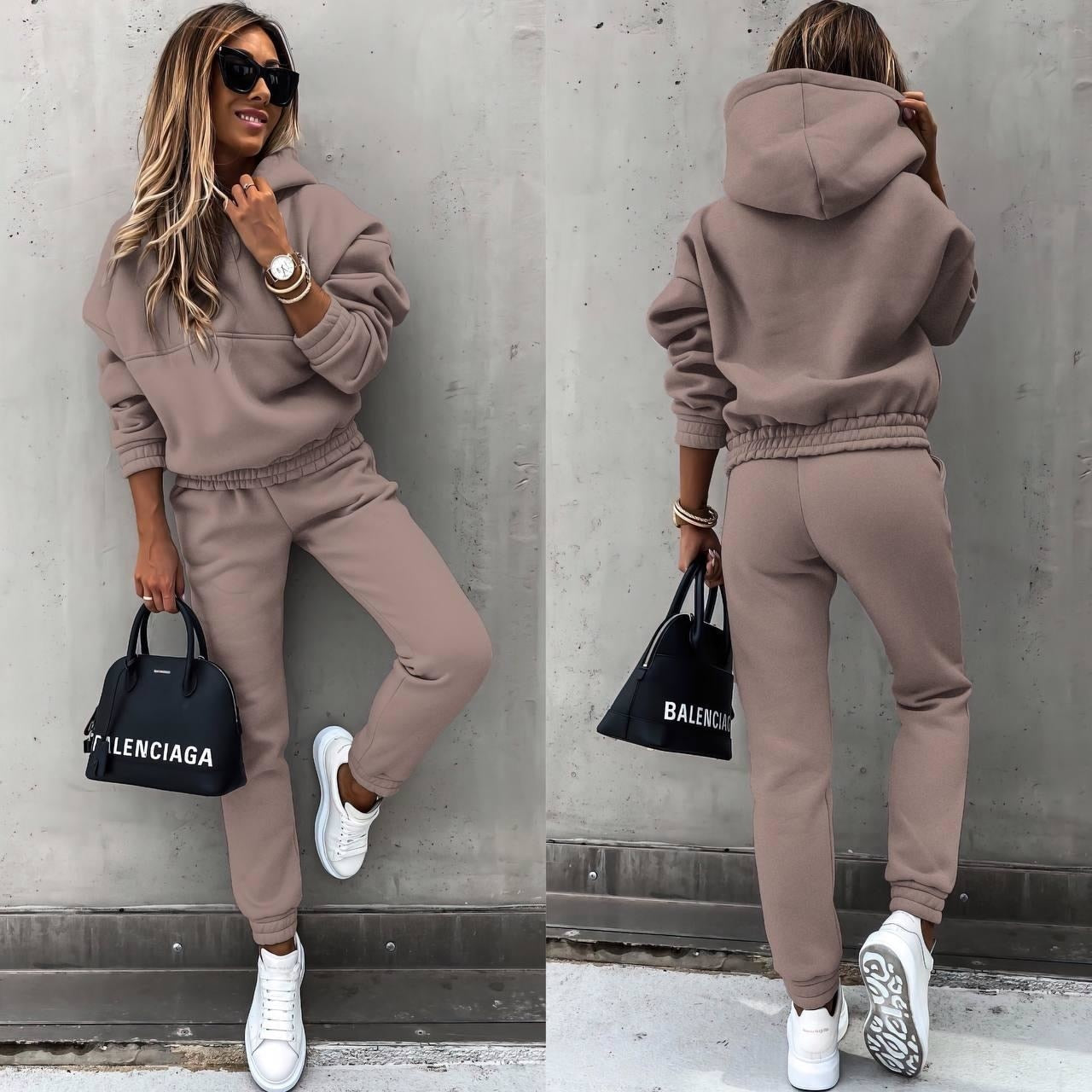 Sara | Chic & Cozy Women's Hooded Tracksuit - Ideal for Relaxing in Style